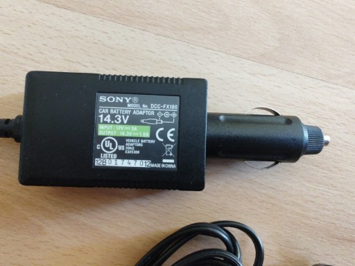 Zdjęcie oferty: Sony DCC-FX180 zasilacz samochodowy ładowarka 14.3