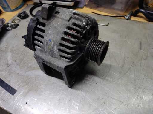 Zdjęcie oferty: Alternator Valeo 8200 290 215 Renault Megane  II