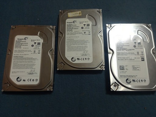 Zdjęcie oferty: BARRACUDA Seagate 500GB x 3 sztuki SATA III 7200