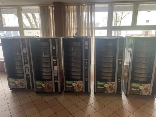 Zdjęcie oferty: AUTOMAT VENDINGOWY NECTA STARFOOD 8 (x10)