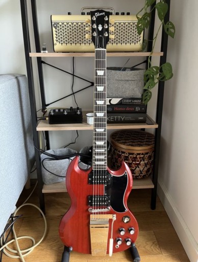 Zdjęcie oferty: Gibson SG Standard 61 Maestro Vibrola Faded Cherry