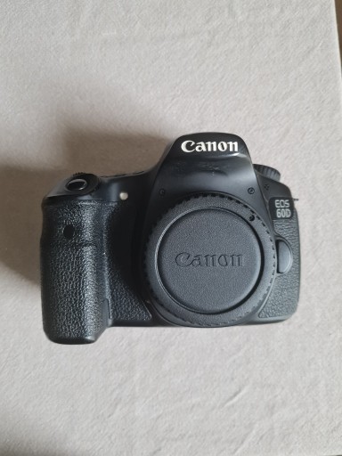 Zdjęcie oferty: Lustrzanka Canon EOS 60D korpus