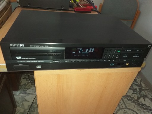 Zdjęcie oferty: Odtwarzacz cd Philips cd824