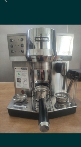 Zdjęcie oferty: Ekspres kolbowy Delonghi EC850.M+gratis