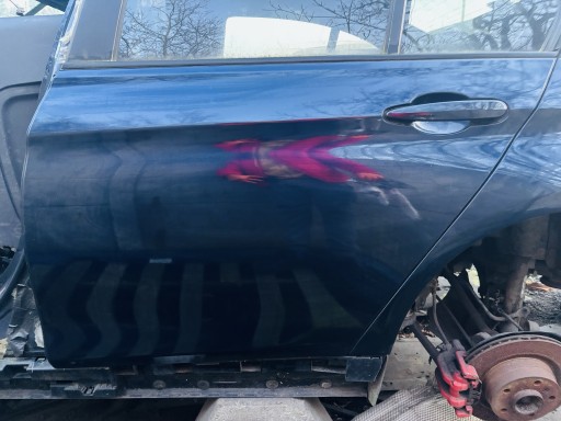 Zdjęcie oferty: F30 a89 drzwi tył lewe prawe
