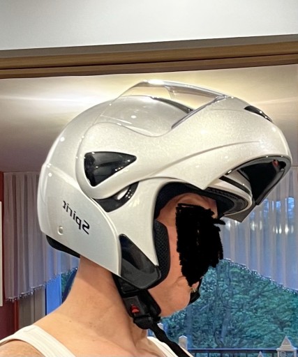 Zdjęcie oferty: Kask szczękowy 