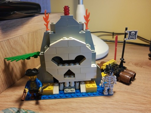 Zdjęcie oferty: Klocki LEGO System Pirates 6248 Volcano Island