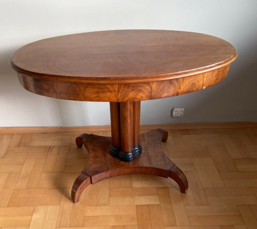 Zdjęcie oferty: Stół drewniany owalny w typie Biedermeier 