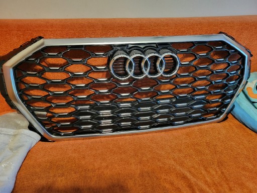 Zdjęcie oferty: Grill Audi Q3 S line