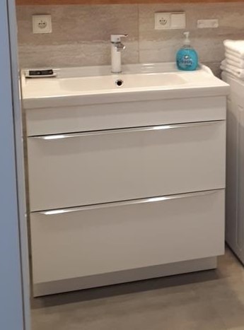 Zdjęcie oferty: Szafka nowa pod umywalkę plus umywalka z syfonem komplet 80cm