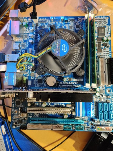 Zdjęcie oferty: Płyta główna GA-H55m-s2h + CPU