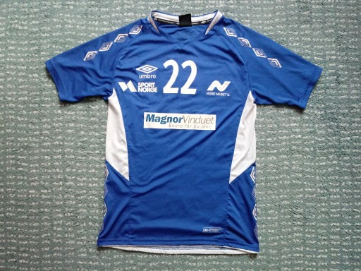 Zdjęcie oferty: Umbro Nore Neset IL #22 koszulka piłkarska r. S