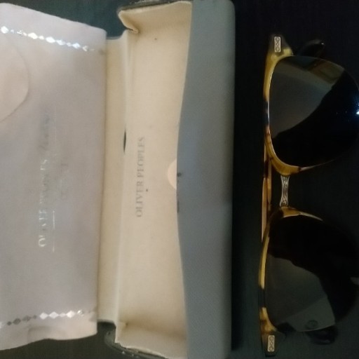 Zdjęcie oferty: Okulary przeciwsłoneczne Oliver Peoples 