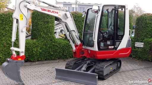 Zdjęcie oferty: Usługi minikoparka koparka wywrotka Korzenna