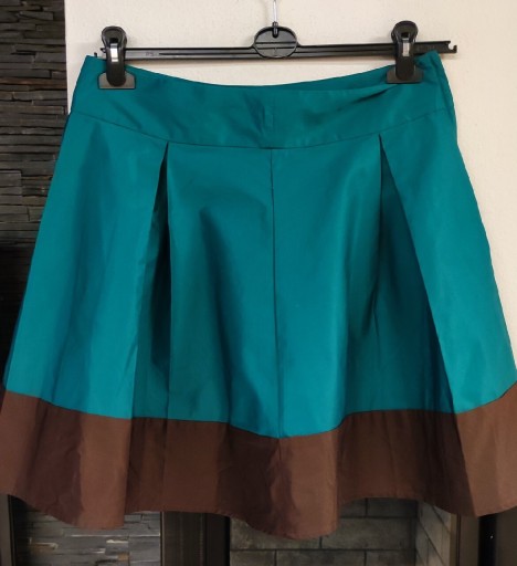 Zdjęcie oferty: Spódnica 42   pas 78cm H&M zielona