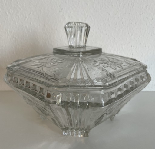 Zdjęcie oferty: Kryształy szkatułka kryształ bomboniera nie wazon