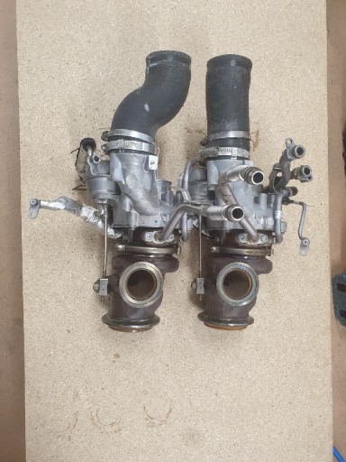 Zdjęcie oferty: Komplet turbosprężarek do V8 biturbo AMG