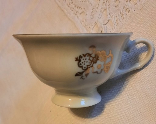 Zdjęcie oferty: Filiżanka porcelanowa