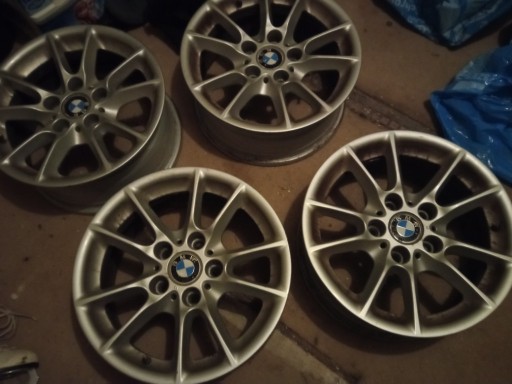 Zdjęcie oferty: Felgi Aluminiowe BMW 16 cali z E60 5x120