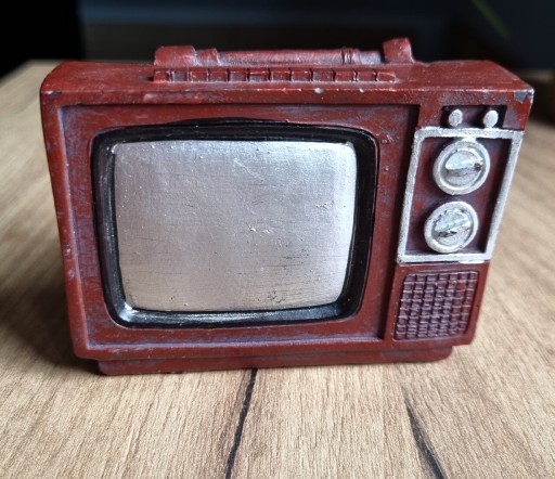 Zdjęcie oferty: Gipsowy telewizor Prl lata 70 vintage odbiornik