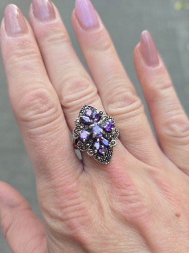 Zdjęcie oferty: Srebrny pierscionek z ametystem. Ametyst,, srebro