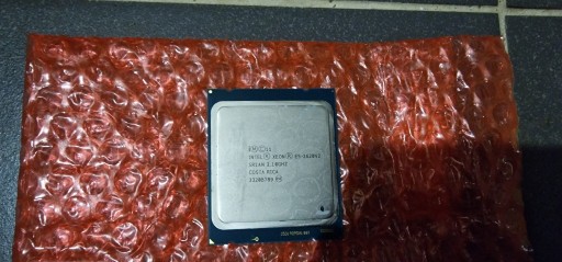 Zdjęcie oferty: Procesor Intel Xeon E5-2620 v2 2.10GHz