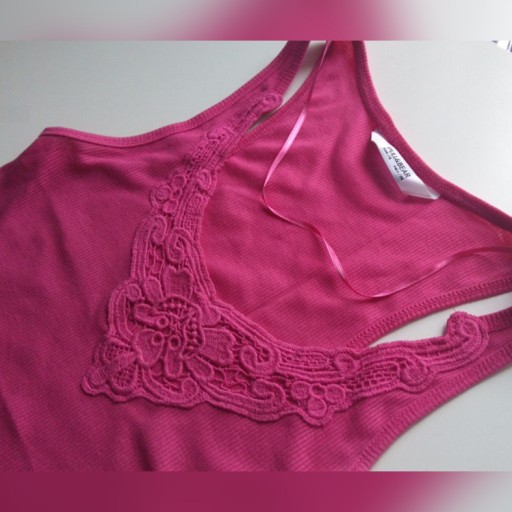 Zdjęcie oferty: Różowa bluzka na ramiączkach top z koronką S