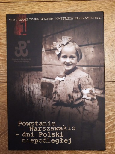 Zdjęcie oferty: Teki edukacyjne Muzeum Powstania Warszawskiego