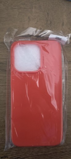 Zdjęcie oferty: Sprzedam nową obudowę na iPhone 15 pro czerwoną