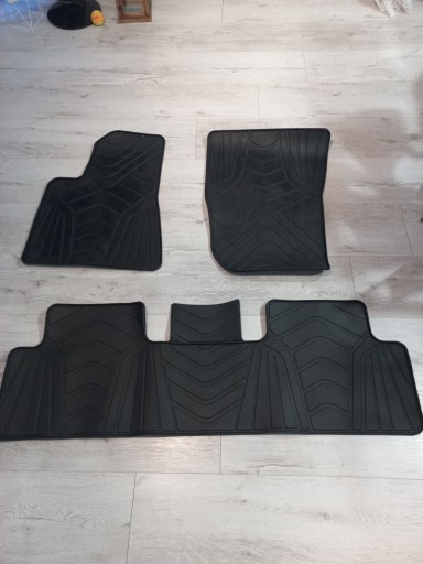 Zdjęcie oferty: Tesla Y - gumowe dywaniki