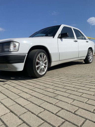 Zdjęcie oferty: Mercedes190 w201