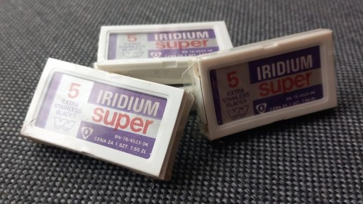 Zdjęcie oferty: PRL Żyletki Iridium Super, opakowanie plastikowe