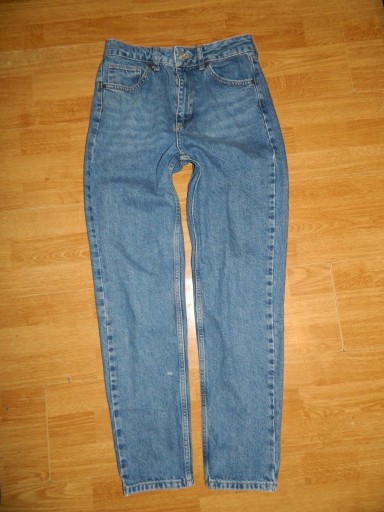 Zdjęcie oferty: BDG urban Mom spodnie jeansowe roz W28 L32