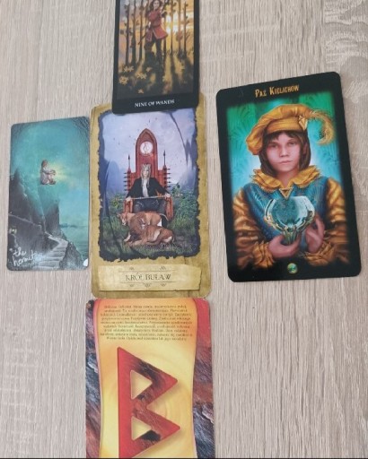 Zdjęcie oferty: Tarot, Lenormand, Runy, Karty Anielskie 