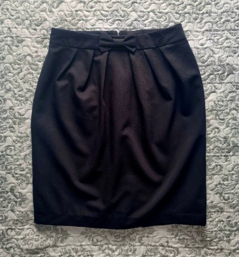 Zdjęcie oferty: Spódnica z kokardką czarna Reserved 36 S