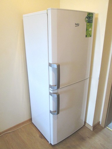 Zdjęcie oferty: LODÓWKA BEKO CS DWUDRZWIOWA CHŁODZIARKO-ZAMRAŻARKA