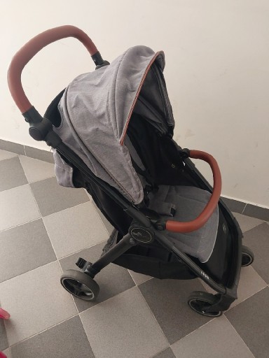 Zdjęcie oferty: Spacerówka baby design look 