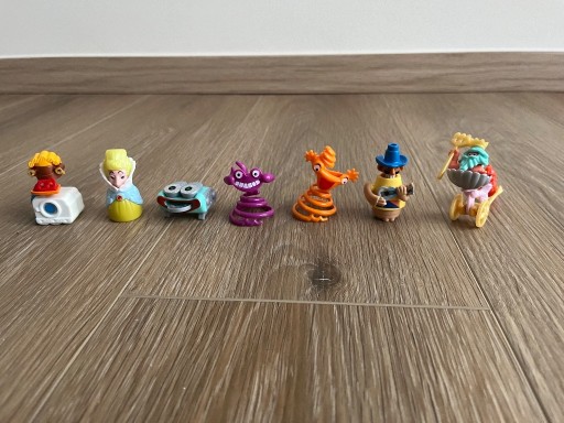 Zdjęcie oferty: Figurki Kinder 7 szt.