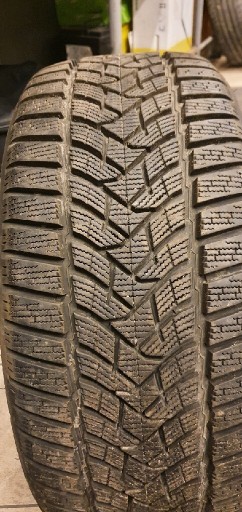 Zdjęcie oferty: Dunlop Winter Sport 5 235/45 R18 2019