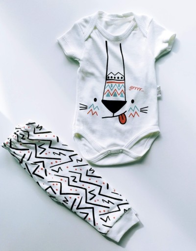 Zdjęcie oferty: Komplecik niemowlęcy letni Tygrysek r.62