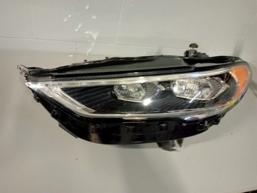 Zdjęcie oferty: Lampa przednia lewa Ford Fusion USA FULL LED  2018