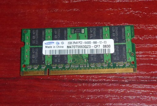 Zdjęcie oferty: Pamięć RAM DDR 2 Samsung M470T5663QZ3-CF7 2GB