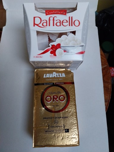 Zdjęcie oferty: Raffaello + Lavazza - pralinki i kawa