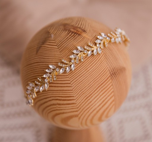 Zdjęcie oferty: Złota opaska liście z kryształkami