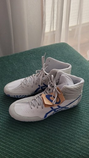 Zdjęcie oferty: Buty Asics Aggressor 5 nowe z USA, R.45