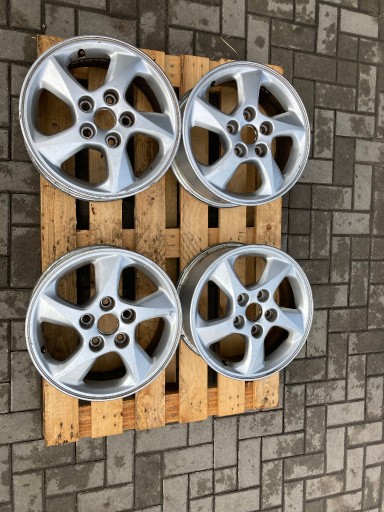 Zdjęcie oferty: Felgi aluminiowe Mazda 3 J15X6JJ R.15 5x108