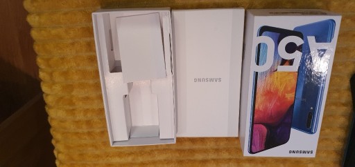 Zdjęcie oferty: SAMSUNG A50 telefon