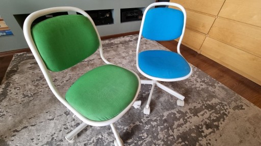 Zdjęcie oferty: Dwa Krzesła ORFJALL (Ikea) biurkowe dla dzieci