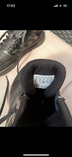Zdjęcie oferty: Czarne buty sportowe Adidas rozm 38