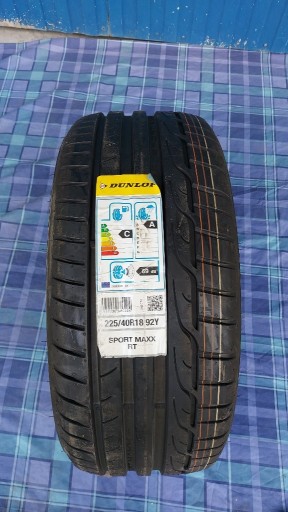 Zdjęcie oferty: Opona Dunlop 225/40R18 nowa